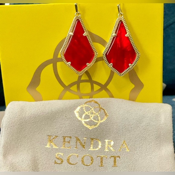 ColorBar Kendra Scott Cherry Red Illusion Earrings framed in Gold - RARE - Picture 4 of 6
